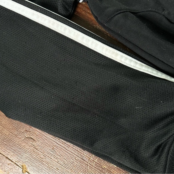 Y2k Adidas track jacket - Picture 3 of 6